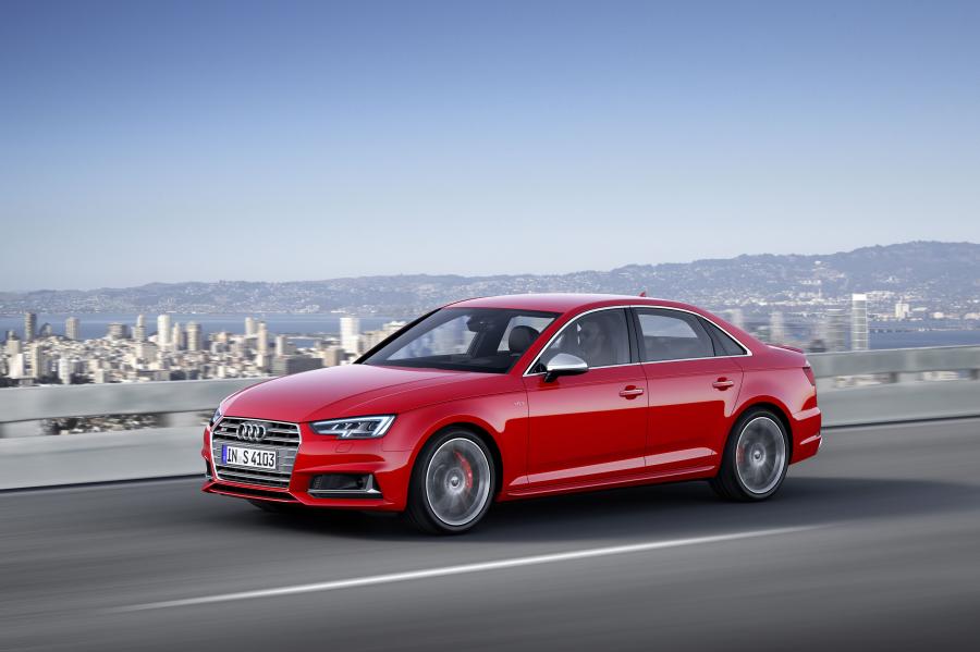  Audi S4 Sedan (B9) 2016 года  (WW) (фото 12 из 40)